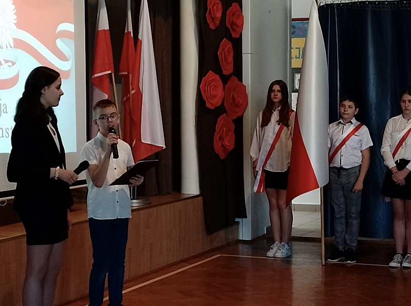 Kadr z akademii.