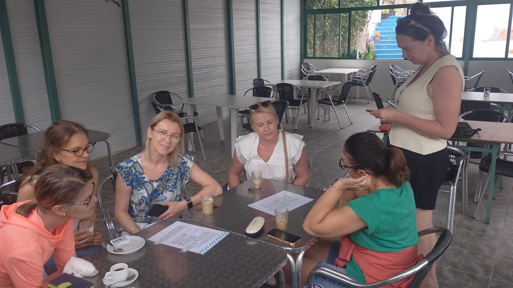 Kurs w ramach programu Erasmus+. Teneryfa 2025. Experimental Learning in Tenerife: Through Nature and History. Zajęcia w terenie.