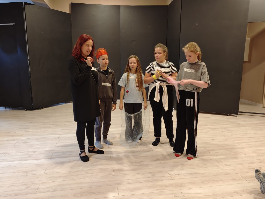 Profilaktyczne warsztaty dramowo - teatralne w ATiSW w Rybniku.
