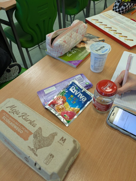 Ogólnopolski program Trzymaj formę 2025. Promocja zdrowego stylu życia.