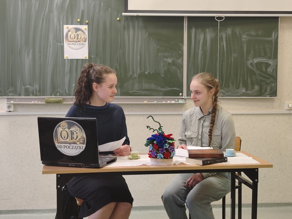 Angielski w praktyce. Job interview. Rozmowa o pracę w dialogach uczniów klas 8.