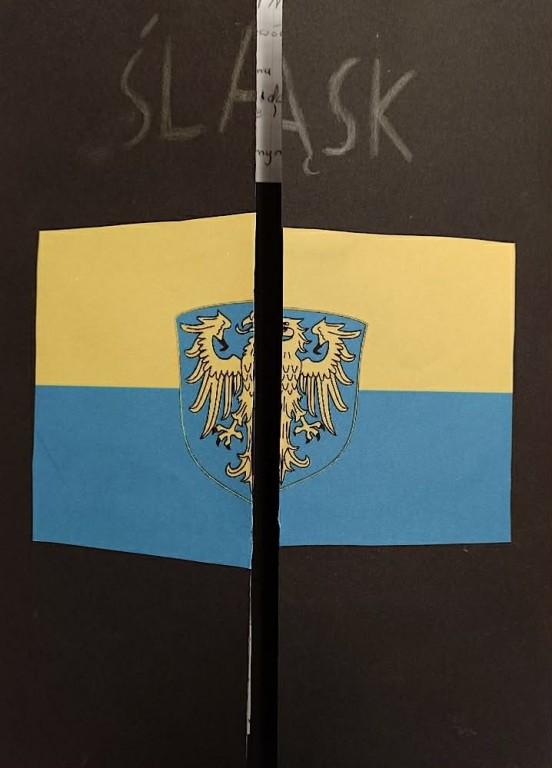 Zdjęcie przedstawia lapbook z województwa śląskiego.