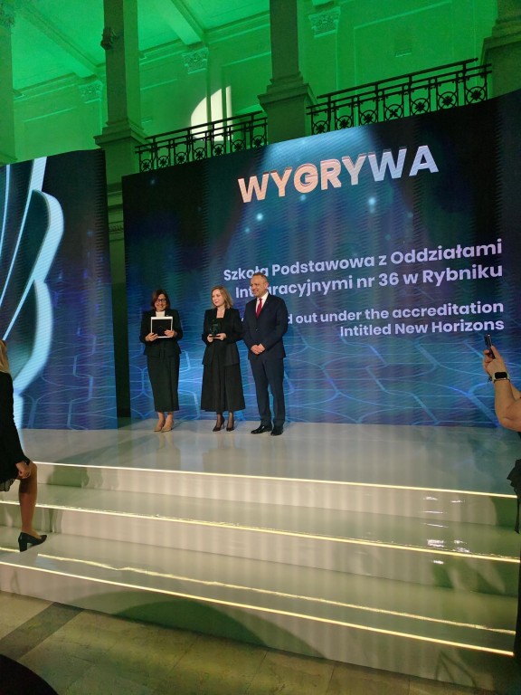 Gala FRSE - wręczenie nagrody EITA 2025 dla SP36 w Rybniku na gali w Warszawie