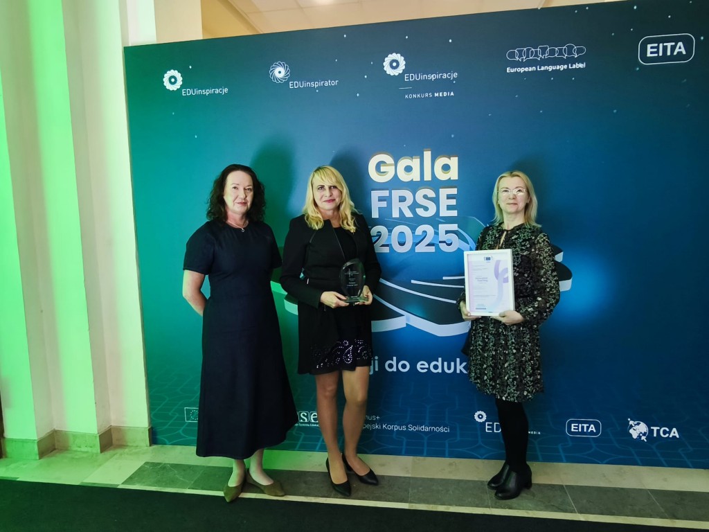 Gala FRSE - wręczenie nagrody EITA 2025 dla SP36 w Rybniku na gali w Warszawie