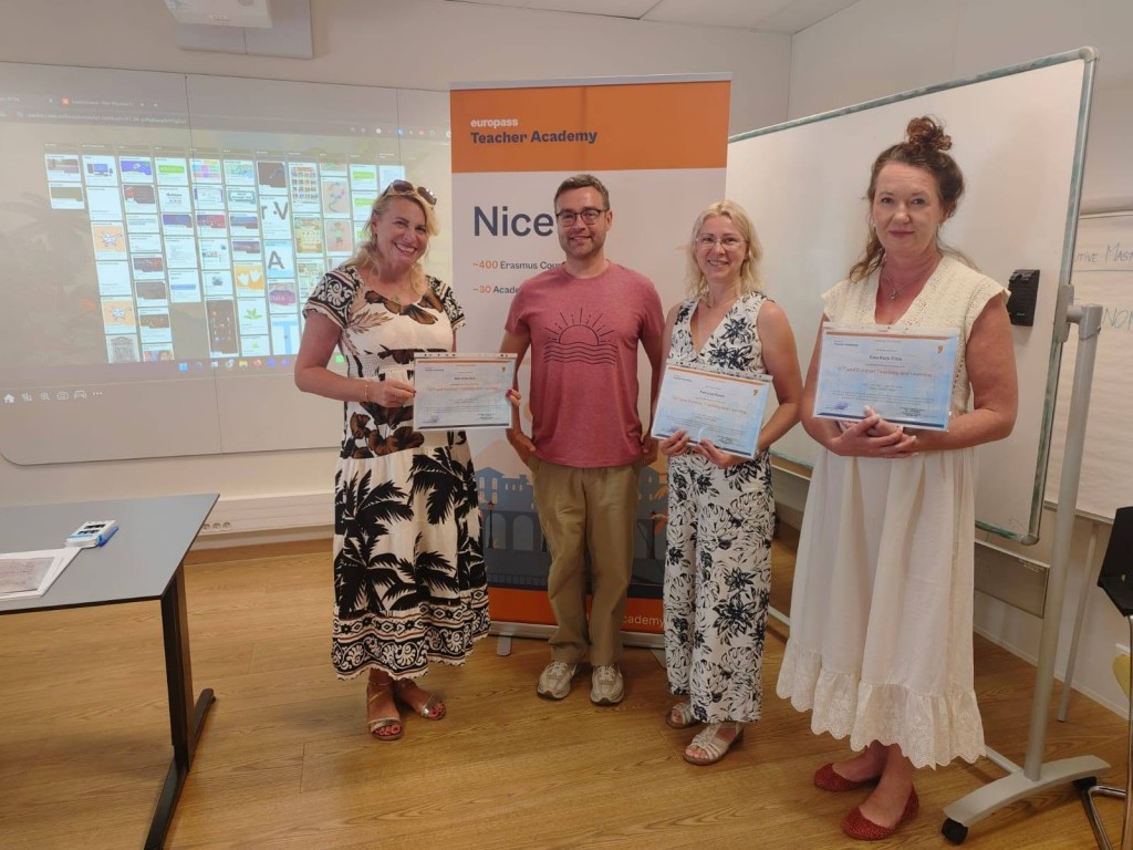 ICT and Outdoor Teaching and Learning. Szkolenie Erasmus+ w Nicei. Poznawanie nowoczesnych technologii wspierających edukację. Nauka w terenie.