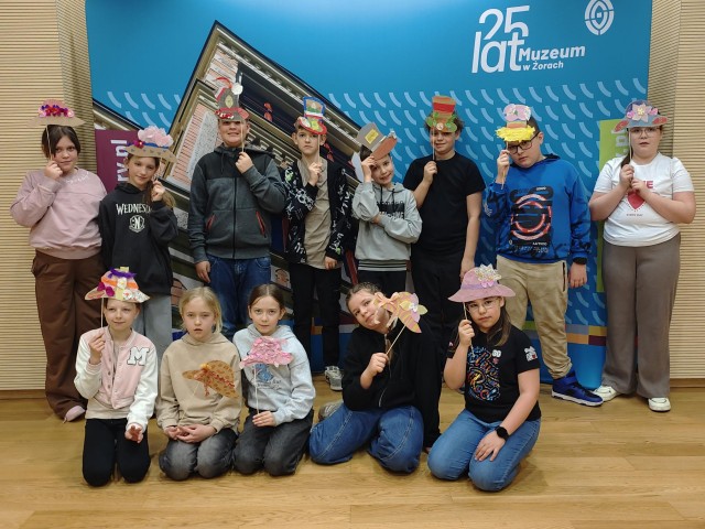 Warsztaty w Muzeum w Żorach – „Świat na głowie”