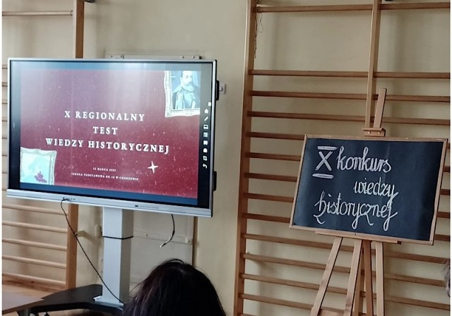 Kadr z konkursu wiedzy historycznej.